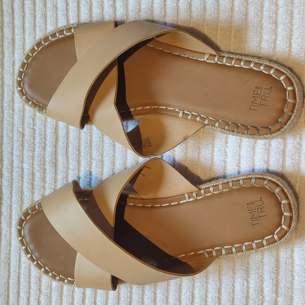 Time and Tru Sandals Size 9